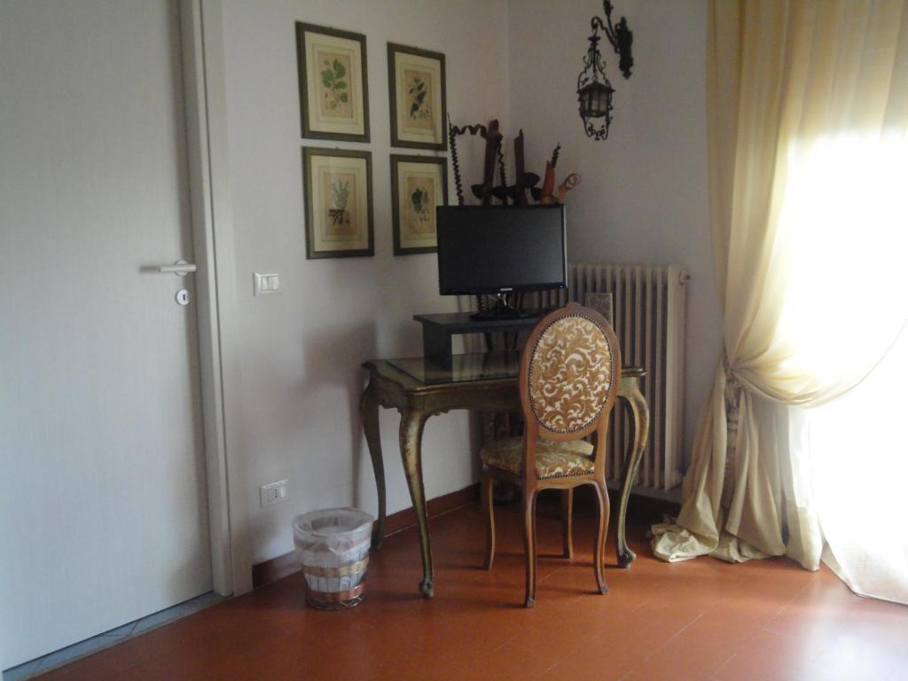 Cisanello House Ξενοδοχείο Πίζα Δωμάτιο φωτογραφία